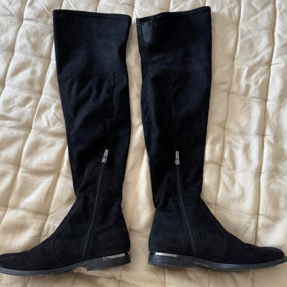 black knee high boots - Picture 2 of 5